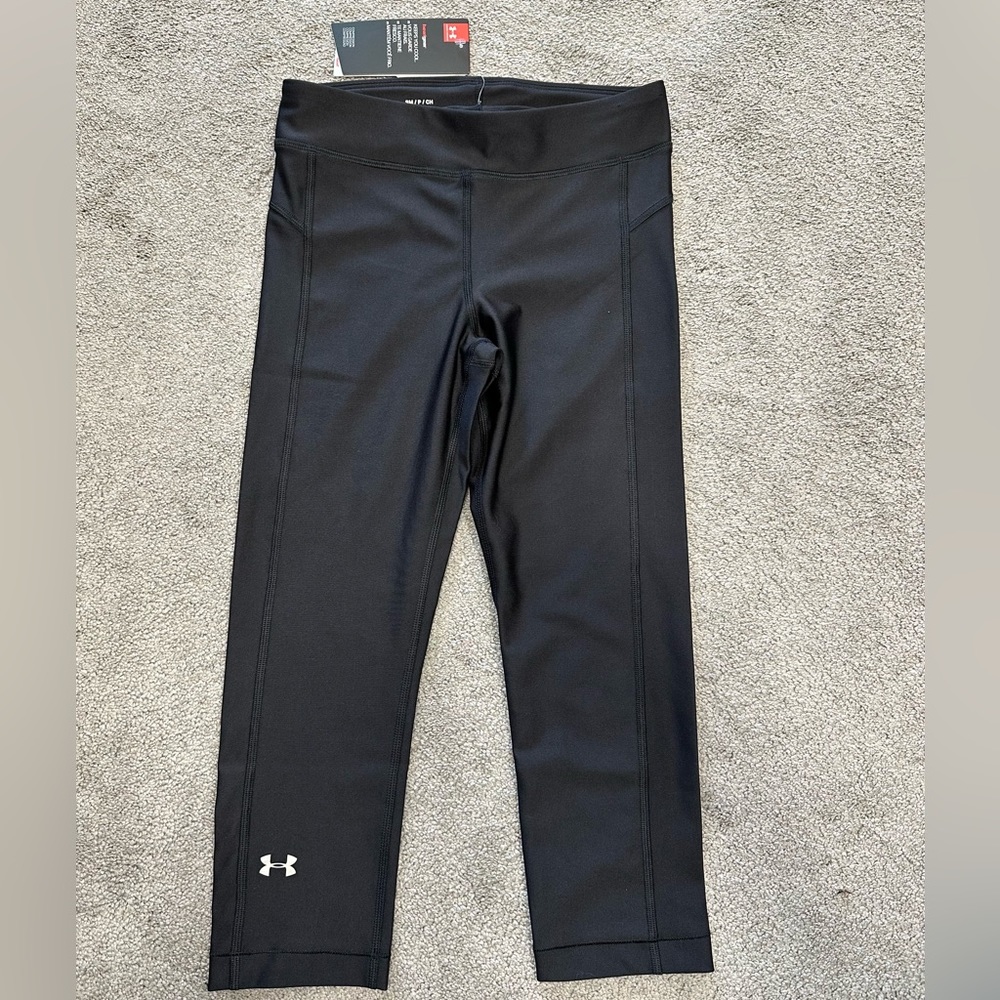 Under Armour cropped black tights